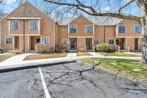 575 Bridge Rd #11-3, Northampton, MA 01062