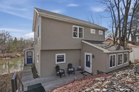5 Pineland Ave, Worcester, MA 01604