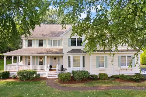 6 Barn Ln, Westford, MA 01886