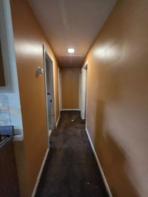 Entry Way - 3 Hampton, Worcester, MA 01604 photo 1 of 1