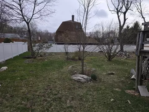 Exterior - 3 Hampton, Worcester, MA 01604 photo 2 of 4