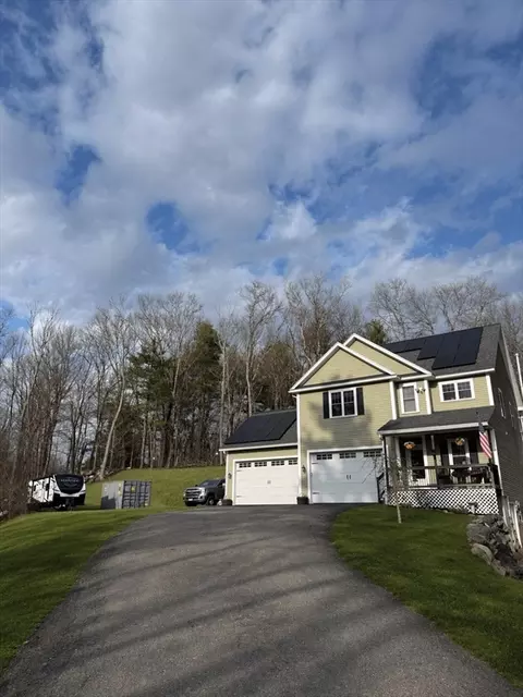 5 Deer Hill Rd, Oxford, MA 01537
