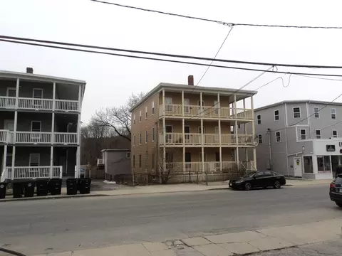 172 Mechanic St, Southbridge, MA 01550