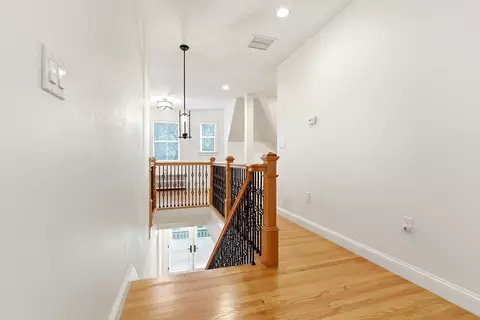 36 Naples Rd, Brookline, MA 02446 photo 23