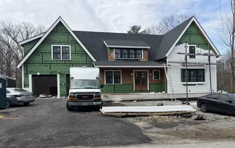 41 Pine St, Andover, MA 01810