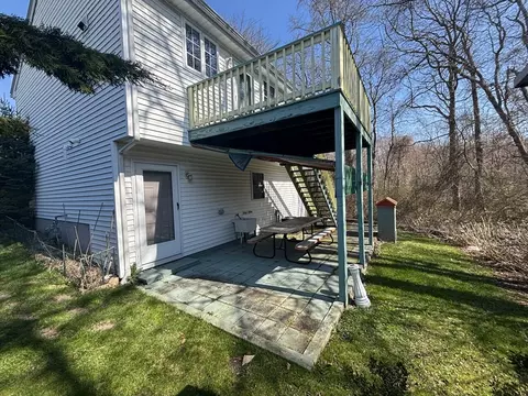 107 Apple Creek Ln, Fall River, MA 02720 photo 14
