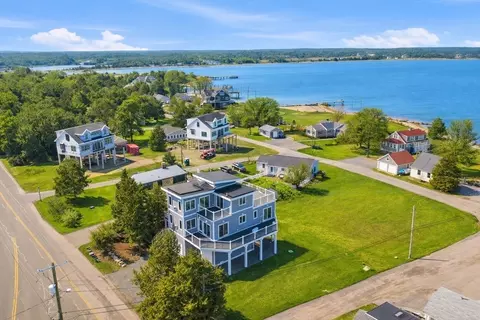 1 Starboard Way, Mattapoisett, MA 02739