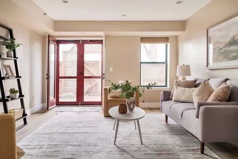 71 Fulkerson St #102, Cambridge, MA 02141