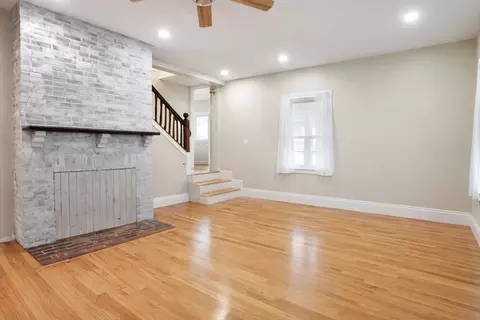 Living - 69 Beach Ave, Hull, MA 02045 photo 5 of 6