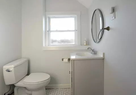 Bath - 69 Beach Ave, Hull, MA 02045 photo 1 of 3