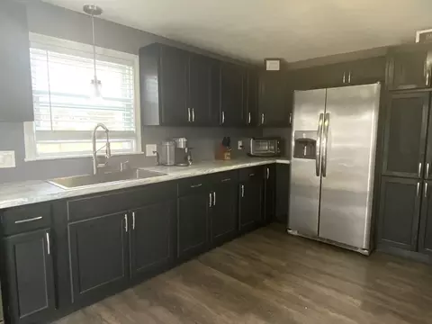 Kitchen - 86 Peekskill Ave, Springfield, MA 01129 photo 1 of 4