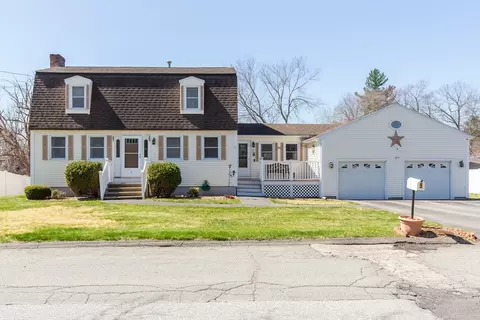 5 Cedar Grove Ave, Tyngsborough, MA 01879
