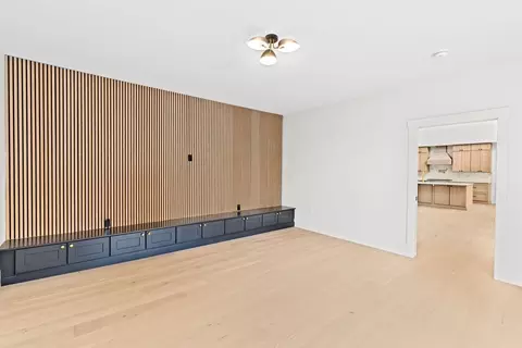 Living - 7 Lewis Ct, Hingham, MA 02043 photo 1 of 1