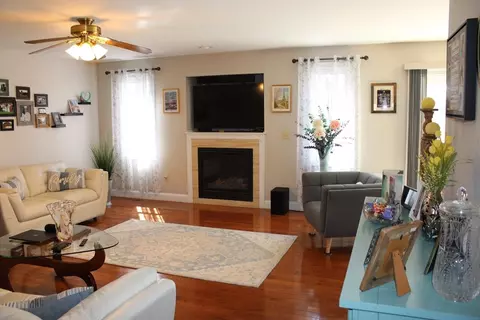 2026 Parker St, Springfield, MA 01128 photo 11