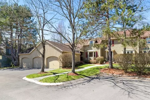 120 Village Post Rd #120, Danvers, MA 01923