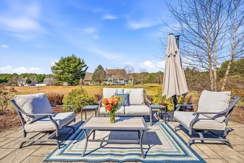 1 South St, Upton, MA 01568 photo 36