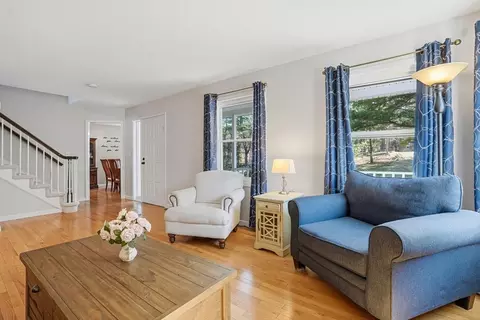 1 South St, Upton, MA 01568 photo 16