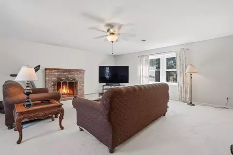 1 South St, Upton, MA 01568 photo 19