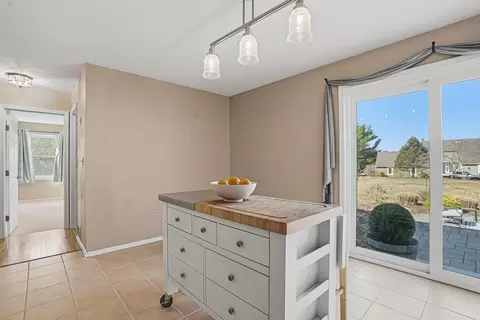 1 South St, Upton, MA 01568 photo 7