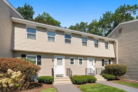 2255 Commonwealth Ave #2255, Auburndale, MA 02466