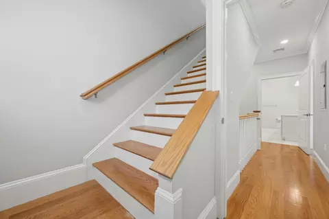 Entry Way - 140 Main St #B, Upton, MA 01568 photo 2 of 2
