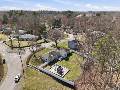 View/Area - 131 Carpenter Rd, Walpole, MA 02081 photo 2 of 2