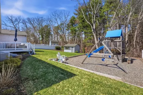 Exterior - 131 Carpenter Rd, Walpole, MA 02081 photo 3 of 7