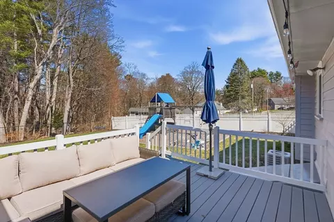 Exterior - 131 Carpenter Rd, Walpole, MA 02081 photo 2 of 7
