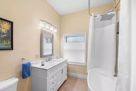 17 Garfield St, Marblehead, MA 01945 photo 23