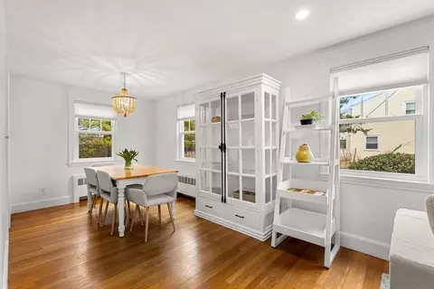 Dining - 2 Girdler Rd, Marblehead, MA 01945 photo 2 of 2