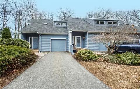 509 Fairway Vlg #509, Leeds, MA 01053