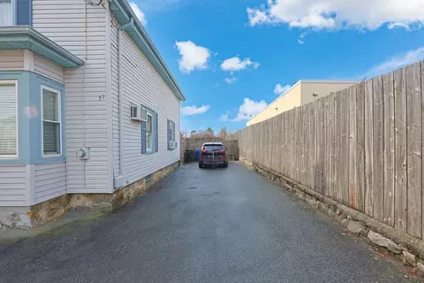 Exterior - 31 Russell St, Fall River, MA 02721 photo 2 of 2