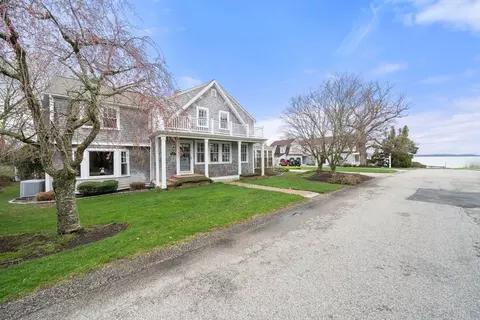56 Samoset Rd, Duxbury, MA 02332