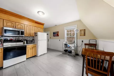 Kitchen - 4 Alden St #3, Danvers, MA 01923 photo 3 of 5