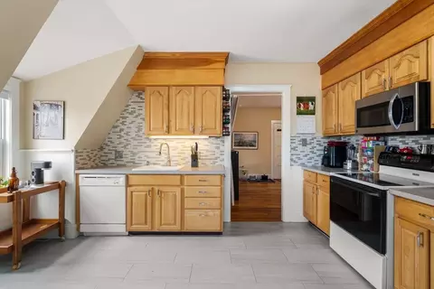 Kitchen - 4 Alden St #3, Danvers, MA 01923 photo 5 of 5