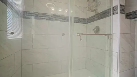 78 Mayfair Ave, Springfield, MA 01104 photo 15