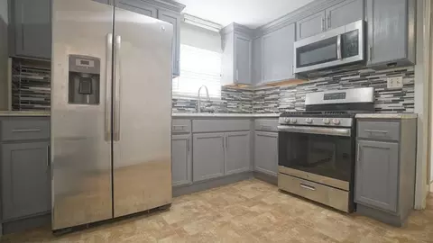 78 Mayfair Ave, Springfield, MA 01104 photo 6