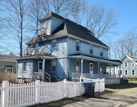 18 Cottage St, Natick, MA 01760