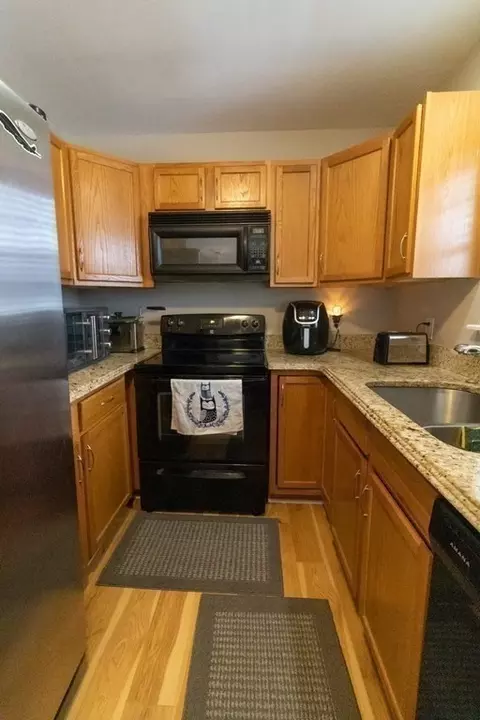 167 Orient St, Worcester, MA 01604 photo 17