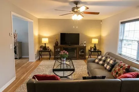 167 Orient St, Worcester, MA 01604 photo 10