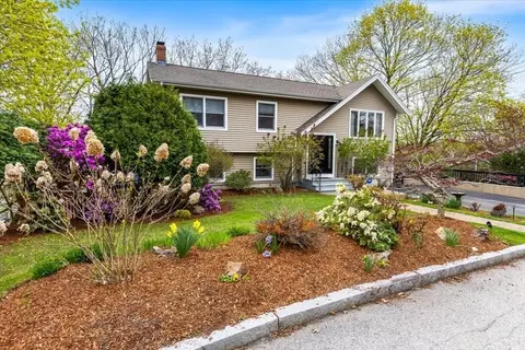 71 Sargent Rd, Winchester, MA 01890