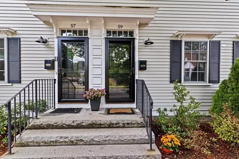 59 Carter St #59, Newburyport, MA 01950
