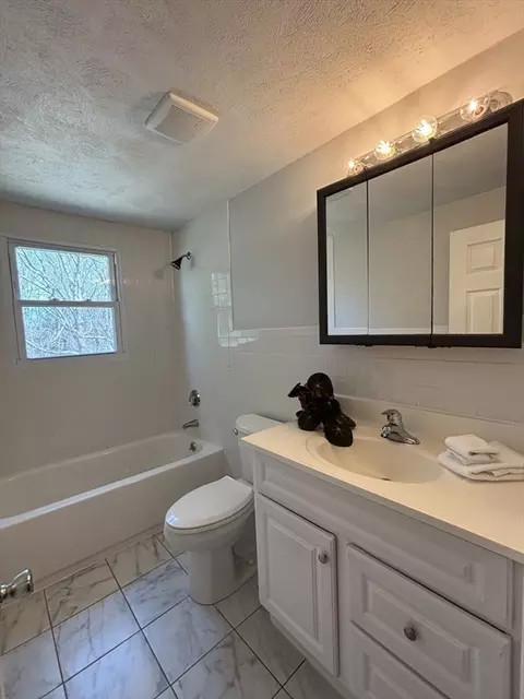 31-33 Atherton Rd, Foxboro, MA 02035 photo 16