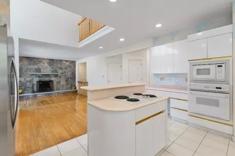 49 Forest St, Saugus, MA 01906 photo 14