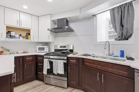 Kitchen - 61 Shepton St, Boston, MA 02124 photo 3 of 8