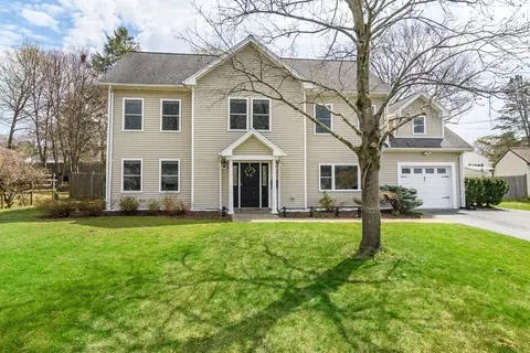 3 Leighton St, Natick, MA 01760