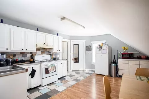 176 E Main St, Fall River, MA 02724 photo 24