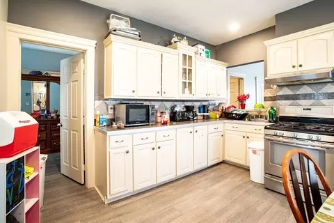 176 E Main St, Fall River, MA 02724 photo 19