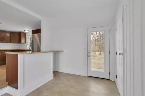 2401 Wilbraham Rd, Springfield, MA 01129 photo 5
