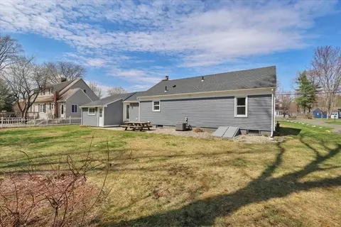 2401 Wilbraham Rd, Springfield, MA 01129 photo 32
